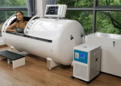 Hyperbaric hard shell chamber with woman inside