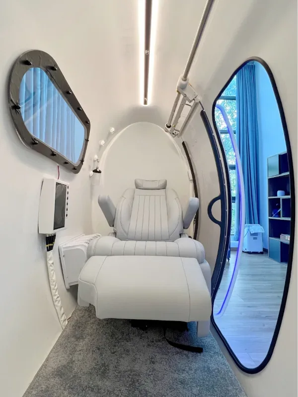 walk-in-hyperbaric-chamber-inside Inside view of seating and the door for a walk-in hyperbaric chamber